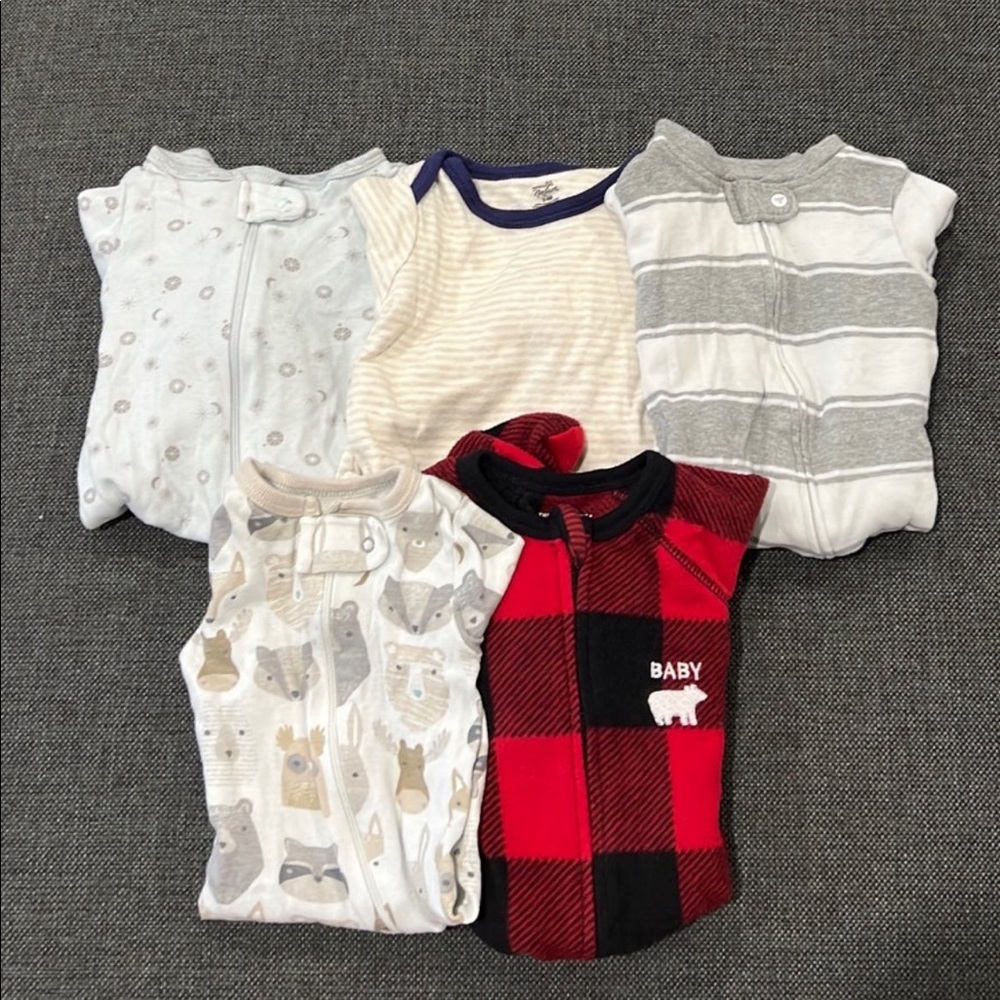 Bundle lot of 5 baby pajamas pjs 0-3 months